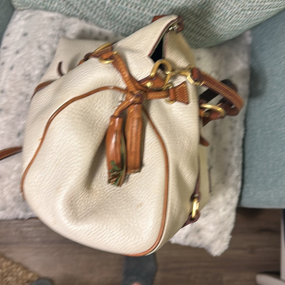 Dooney & Bourke Large Florentine Bag pebble ivory leather *yellow from wear - Picture 10 of 12